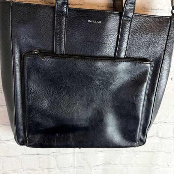 Matt & Nat Black Men Laptop Bag 14x14x3.5 - Picture 11 of 15